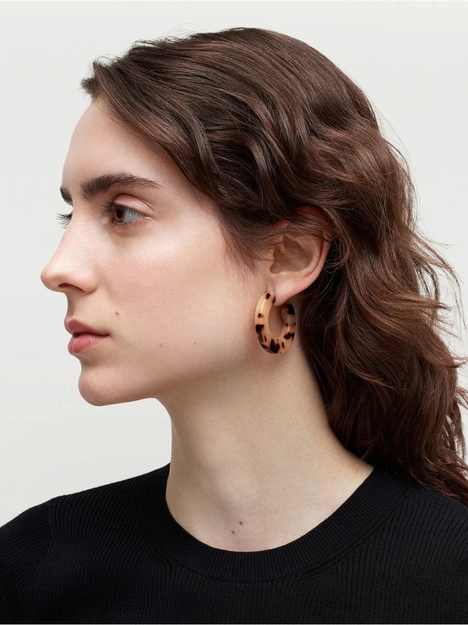 Machete Kate Hoops! — image 2 of 2
